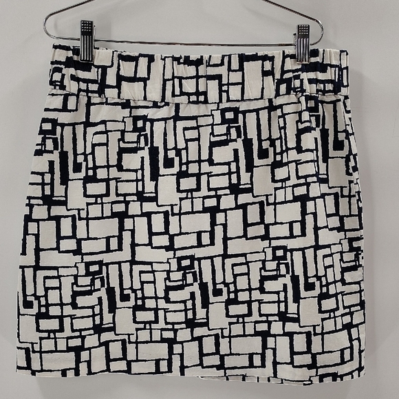 Banana Republic Factory Mini Skirt Linen Blend Blue White Geometric Print Size 8 - Picture 1 of 5